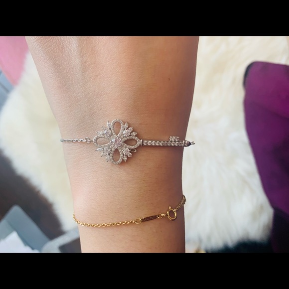 Sliver colour key bracelet - Picture 4 of 8